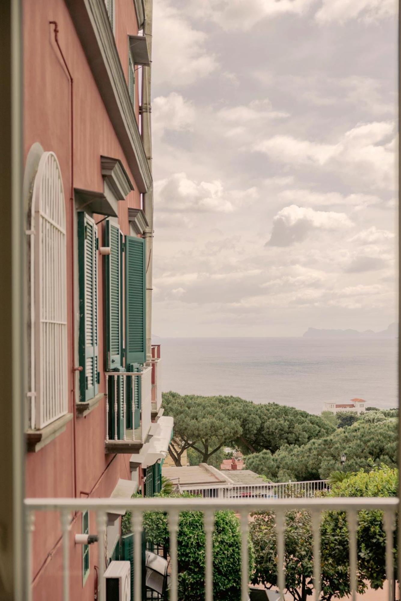 Posillipo 70 Napoli Apartment Bagian luar foto